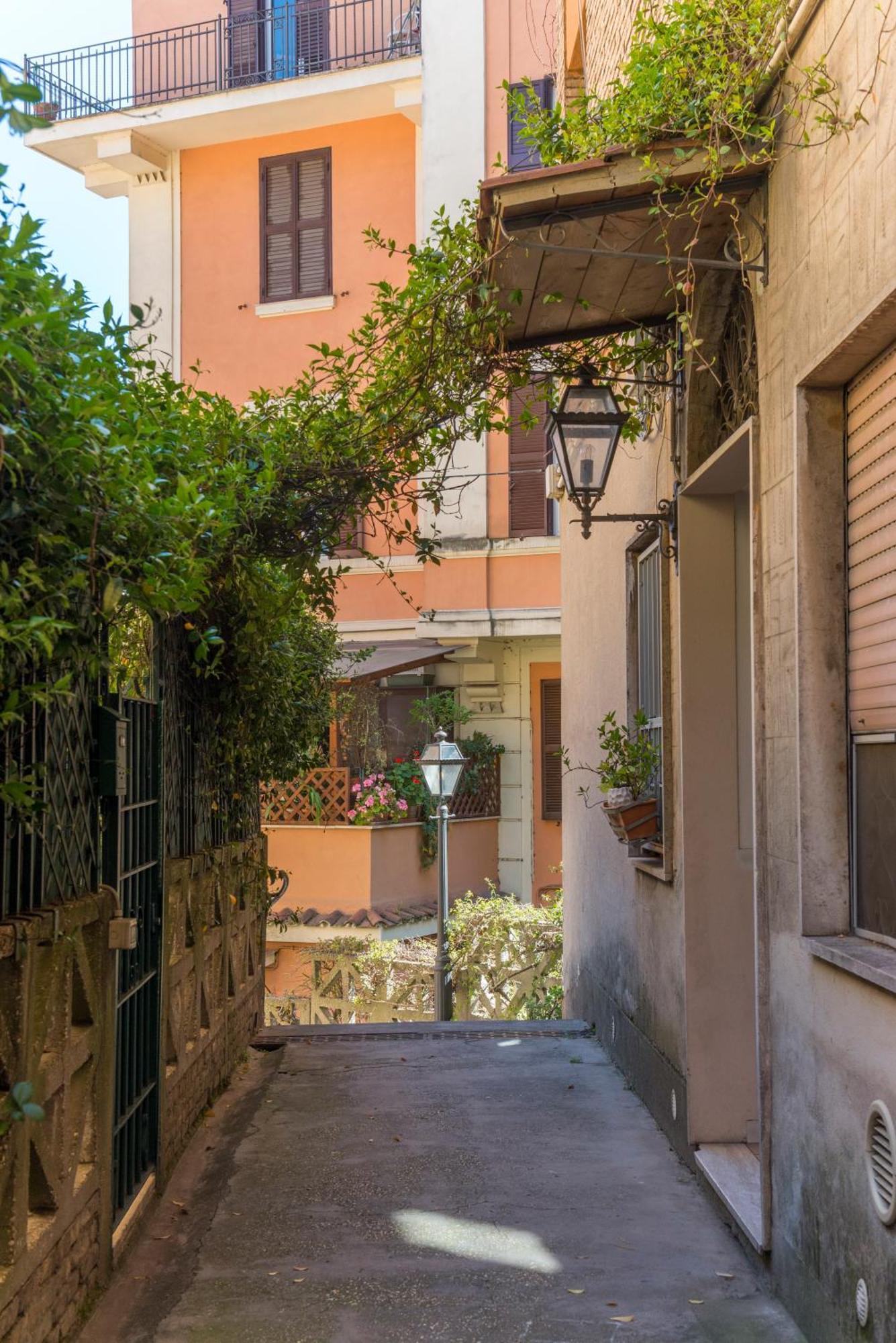 Studio In Trastevere Village โรม ภายนอก รูปภาพ