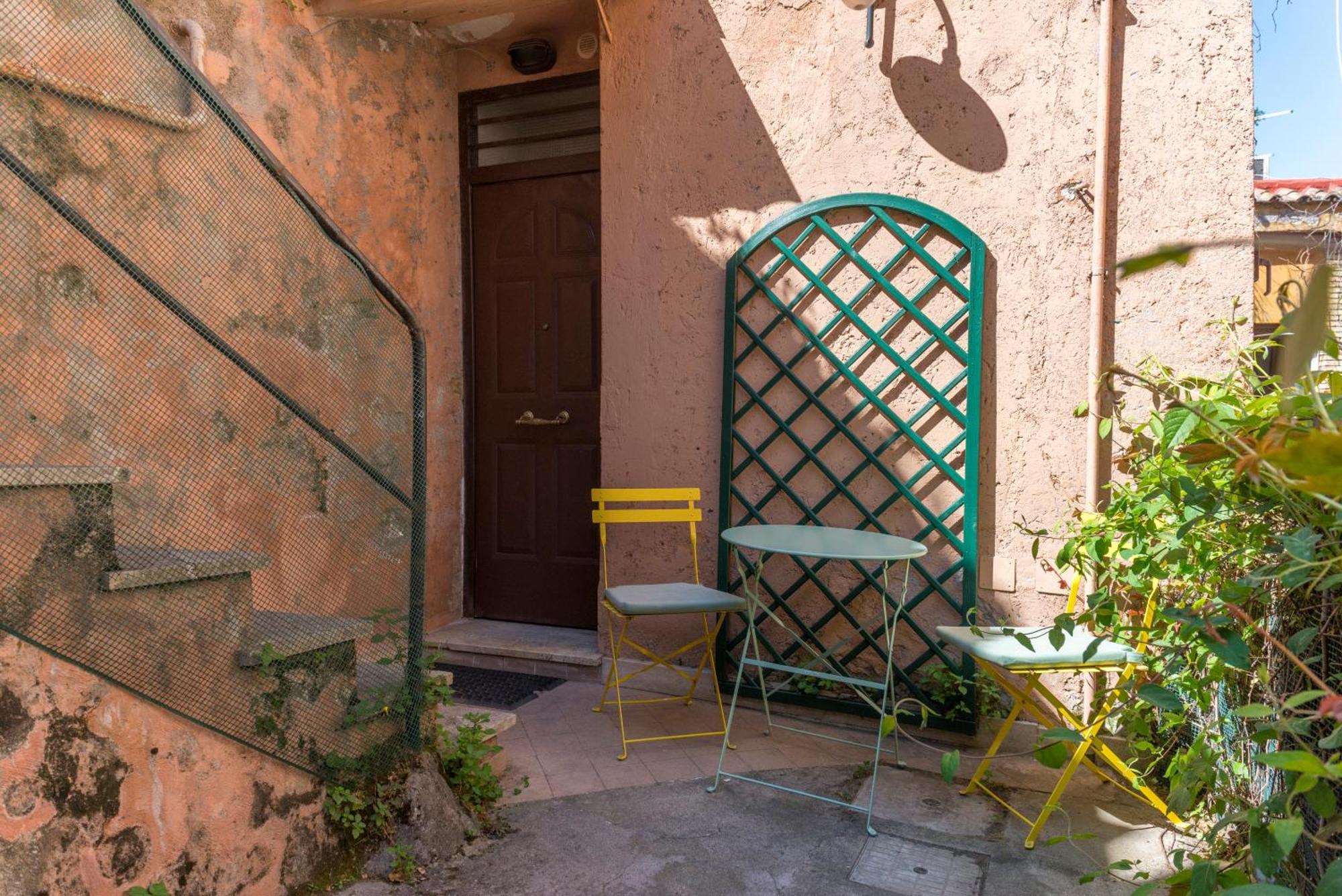 Studio In Trastevere Village โรม ภายนอก รูปภาพ
